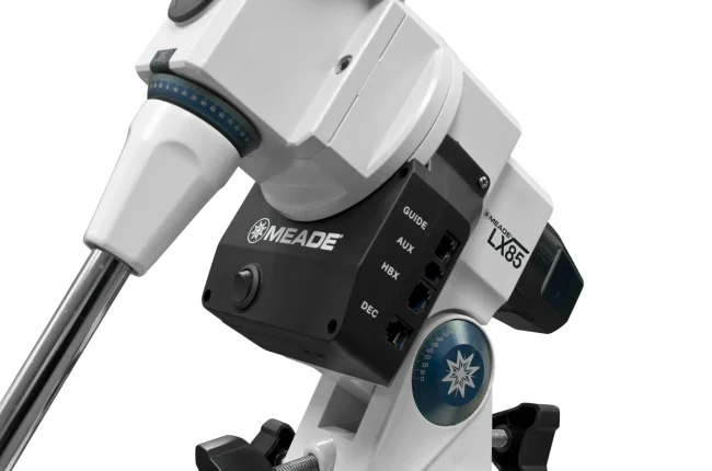 Экваториальная монтировка Meade LX85 (с пультом AudioStar) Экваториальная монтировка Meade LX85 (с пультом AudioStar)