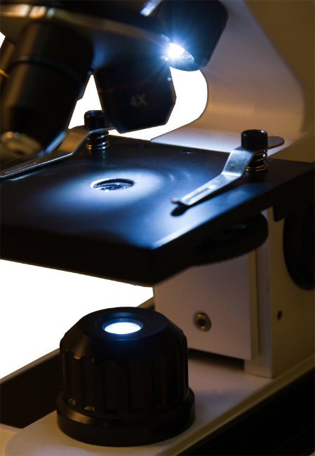 Микроскоп цифровой Bresser Biolux Touch LCD 40–1400x