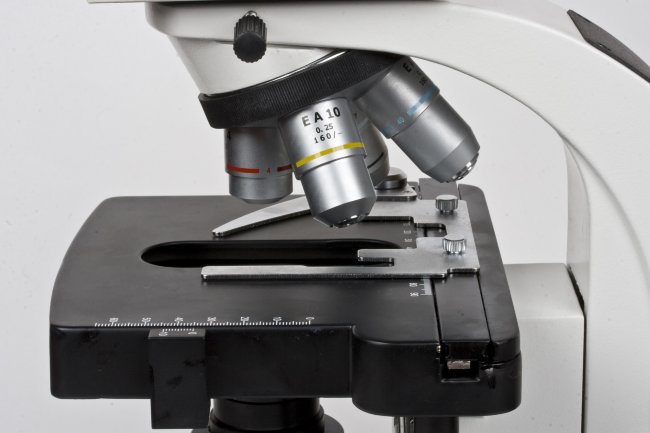 Микроскоп Альтами БИО 8 (трино) Микроскоп Альтами БИО 8 (трино)