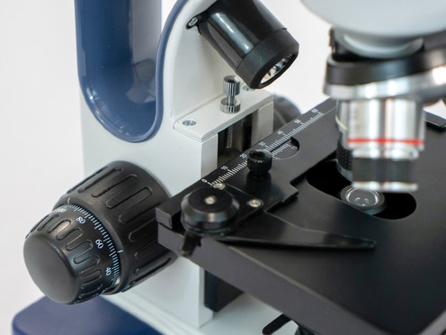 Микроскоп Альтами БИО 9 (бино) Микроскоп Альтами БИО 9 (бино)