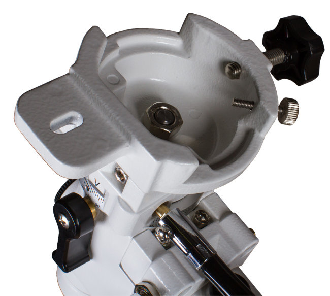 Монтировка Sky-Watcher EQ3 с алюминиевой треногой Монтировка Sky-Watcher EQ3 с алюминиевой треногой