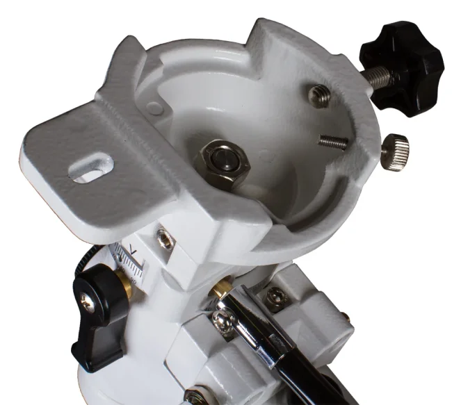 Монтировка Sky-Watcher EQ3 с алюминиевой треногой Монтировка Sky-Watcher EQ3 с алюминиевой треногой