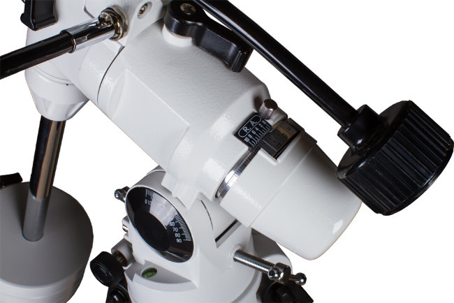 Монтировка Sky-Watcher EQ3 с алюминиевой треногой Монтировка Sky-Watcher EQ3 с алюминиевой треногой