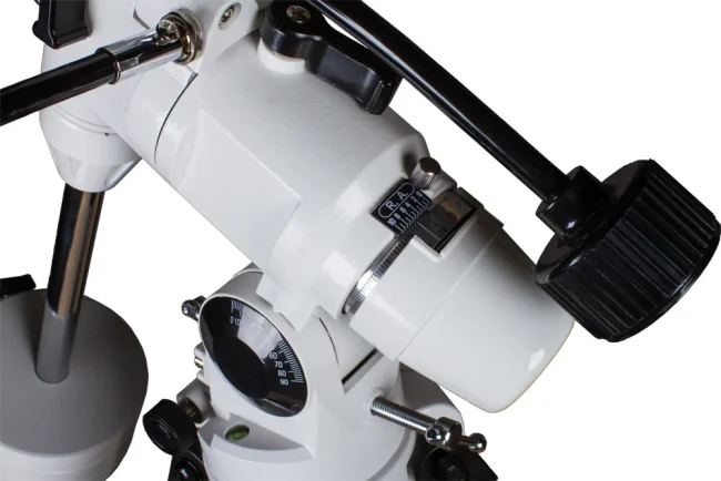 Монтировка Sky-Watcher EQ3 с алюминиевой треногой Монтировка Sky-Watcher EQ3 с алюминиевой треногой