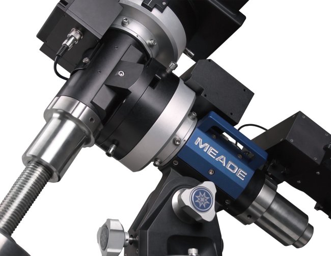 Экваториальная монтировка Meade LX850 с устройством Starlock, без треноги Экваториальная монтировка Meade LX850 с устройством Starlock, без треноги