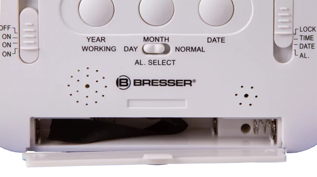 Часы настольные Bresser MyTime Duo LCD, белые Часы настольные Bresser MyTime Duo LCD, белые