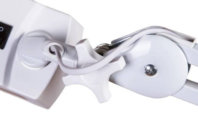 Лупа-лампа Levenhuk Zeno Lamp ZL17 LED Лупа-лампа Levenhuk Zeno Lamp ZL17 LED