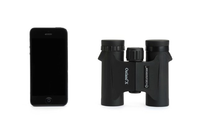 Бинокль Celestron Outland X 10x25