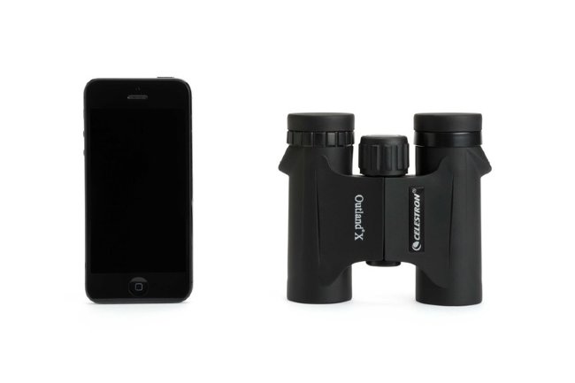 Бинокль Celestron Outland X 8x25