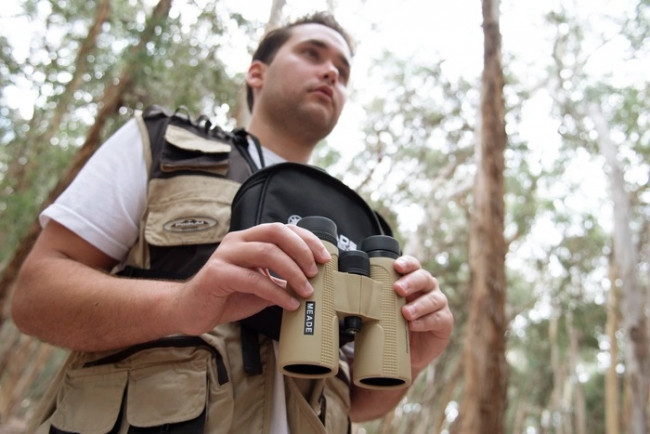 Бинокль Meade CanyonView ED 8x32 Бинокль Meade CanyonView ED 8x32