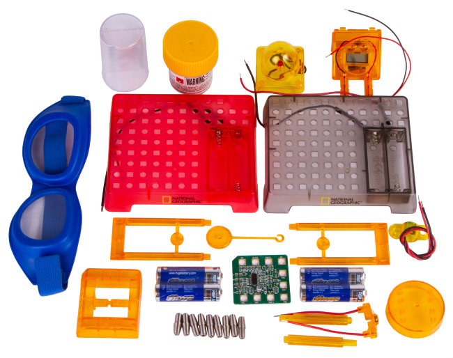 Набор для экспериментов Bresser National Geographic «Гальванический элемент и Волшебная лампа» Набор для экспериментов Bresser National Geographic «Гальванический элемент и Волшебная лампа»