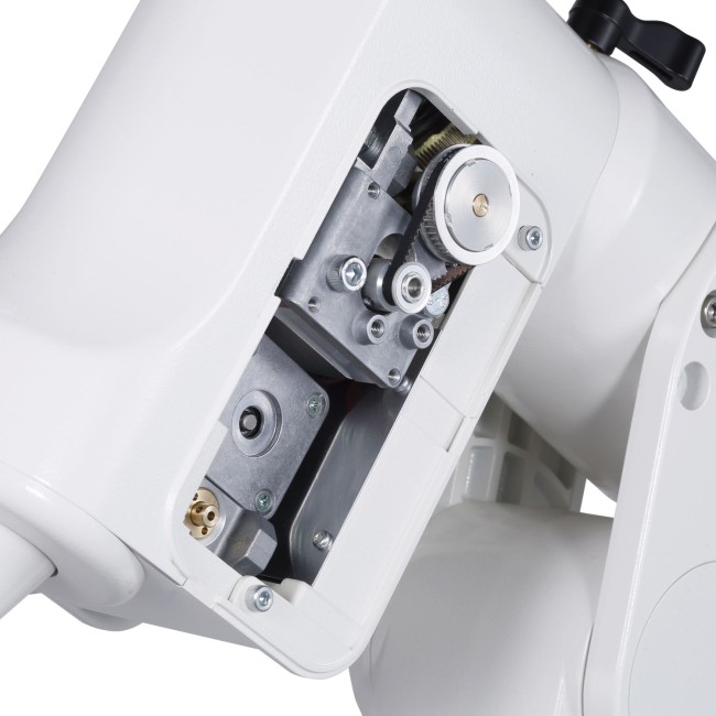 Телескоп Vixen SXP2-R200SS с треногой и полуколонной Телескоп Vixen SXP2-R200SS с треногой и полуколонной