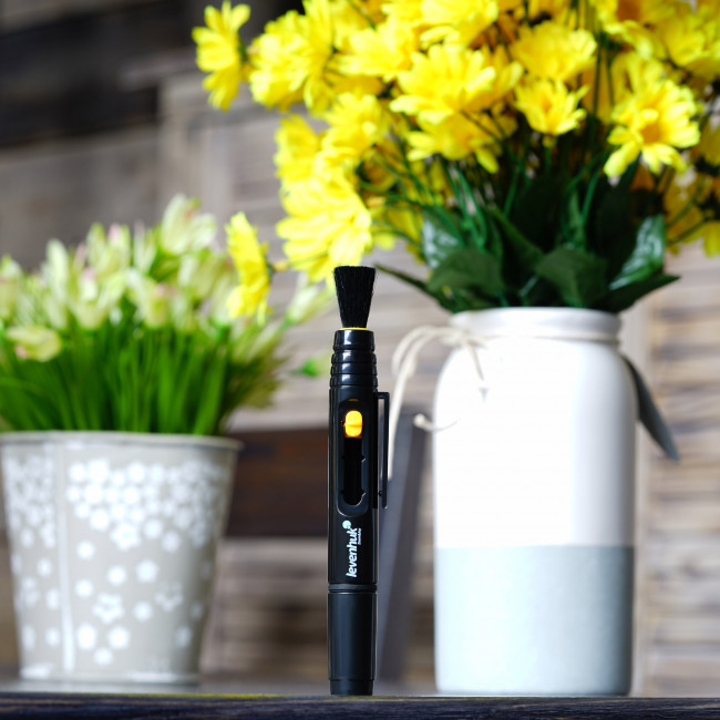 Карандаш чистящий Levenhuk Cleaning Pen LP10 Карандаш чистящий Levenhuk Cleaning Pen LP10