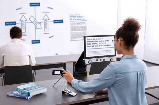 Видеоувеличитель Eschenbach vario DIGITAL FHD Advanced, 15.6", столик X/Y, аккумулятор