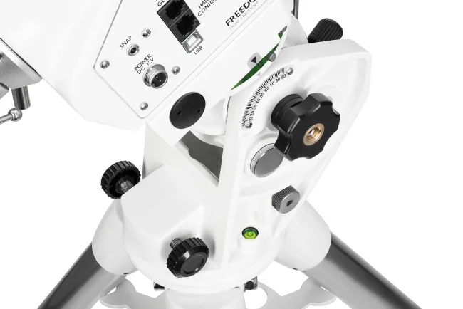 Монтировка Sky-Watcher AZ-EQ6 SynScan GOTO со стальной треногой Монтировка Sky-Watcher AZ-EQ6 SynScan GOTO со стальной треногой