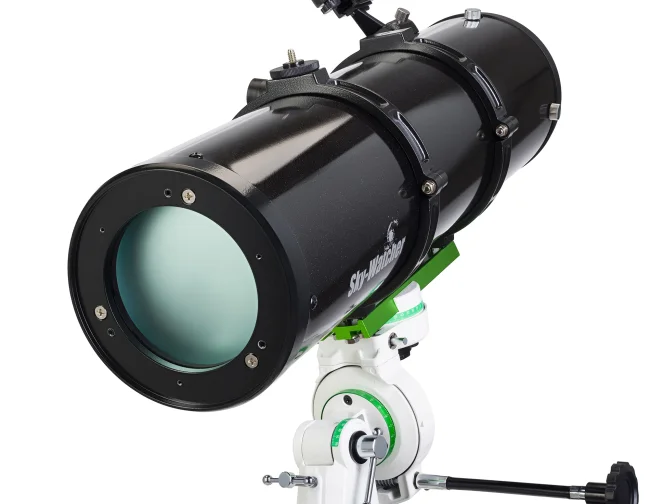 Телескоп Sky-Watcher N130P StarQuest2 EQ2, с коллимационными винтами Телескоп Sky-Watcher N130P StarQuest2 EQ2, с коллимационными винтами