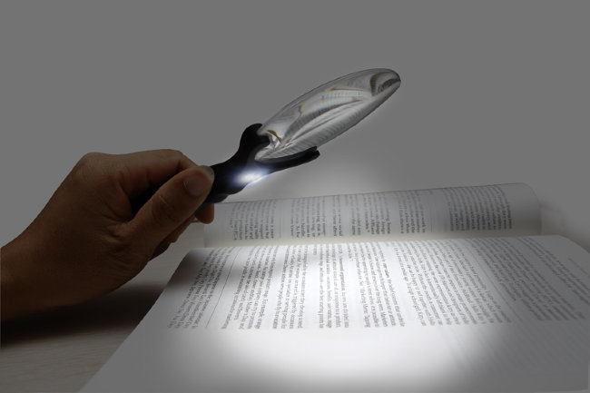 Лупа Levenhuk Zeno 60, 2,5/5x, 88/21 мм, 2 LED Лупа Levenhuk Zeno 60, 2,5/5x, 88/21 мм, 2 LED