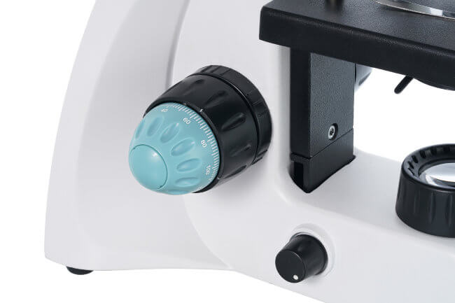 Микроскоп Levenhuk 500M, монокулярный Микроскоп Levenhuk 500M, монокулярный