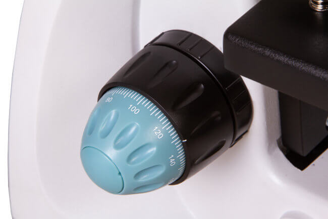 Микроскоп Levenhuk 500M, монокулярный Микроскоп Levenhuk 500M, монокулярный