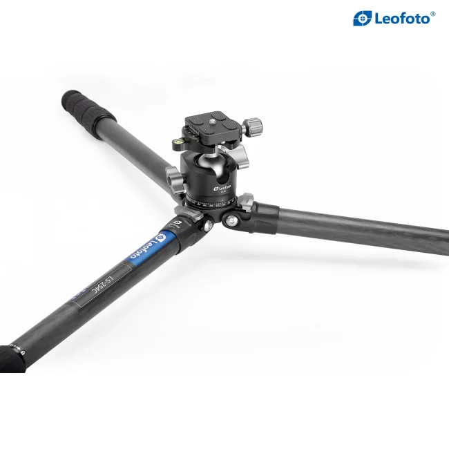 Штатив трипод Leofoto LS-254C+LH-30 CARBON (резьба 3/8) Штатив трипод Leofoto LS-254C+LH-30 CARBON (резьба 3/8)