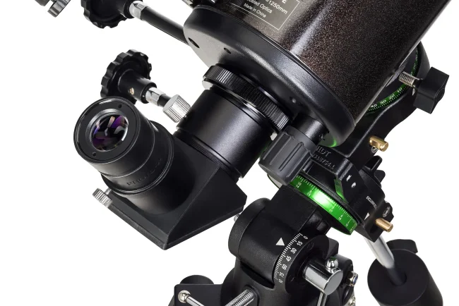 Телескоп Sky-Watcher MAK90 StarQuest EQ1, с коллимационными винтами Телескоп Sky-Watcher MAK90 StarQuest EQ1, с коллимационными винтами