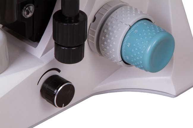 Микроскоп Levenhuk 900T, тринокулярный Микроскоп Levenhuk 900T, тринокулярный