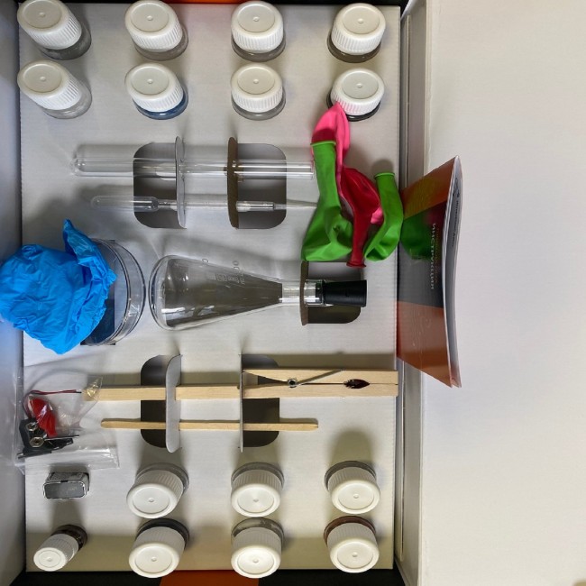 Большой набор химических эскпериментов для детей "Природа газа"