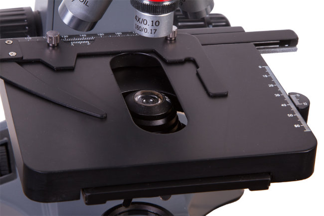 Микроскоп Levenhuk 700M, монокулярный Микроскоп Levenhuk 700M, монокулярный