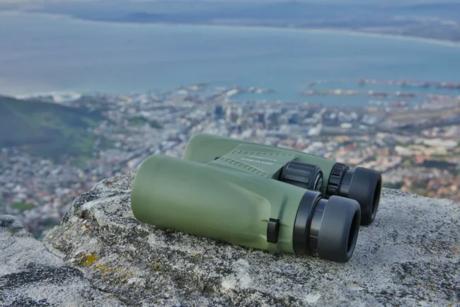 Бинокль Meade Wilderness 10x32