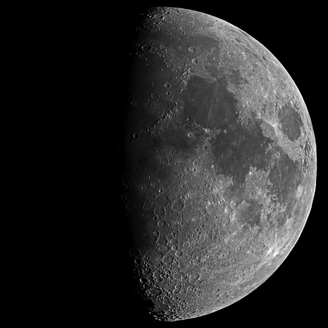 Телескоп Bresser Spica 130/1000 EQ3, с адаптером для смартфона Телескоп Bresser Spica 130/1000 EQ3, с адаптером для смартфона