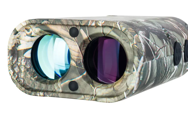 Лазерный дальномер для охоты Levenhuk Camo LC900 Лазерный дальномер для охоты Levenhuk Camo LC900