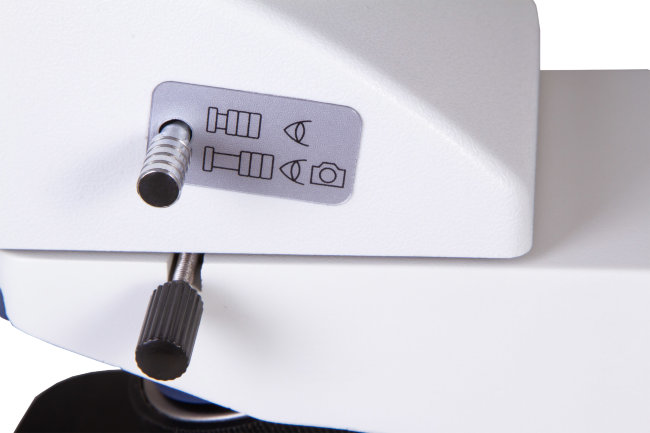 Микроскоп цифровой Levenhuk MED D30T, тринокулярный Микроскоп цифровой Levenhuk MED D30T, тринокулярный