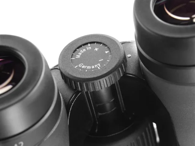 Бинокль Carl Zeiss Victory 10x42 SF