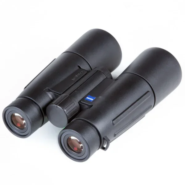 Бинокль Carl Zeiss 10x50 T* Conquest