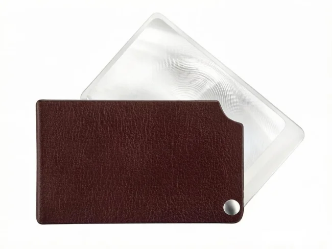 Лупа складная Eschenbach visoPOCKET, 74х48 мм, 2.5х бордовая Лупа складная Eschenbach visoPOCKET, 74х48 мм, 2.5х бордовая