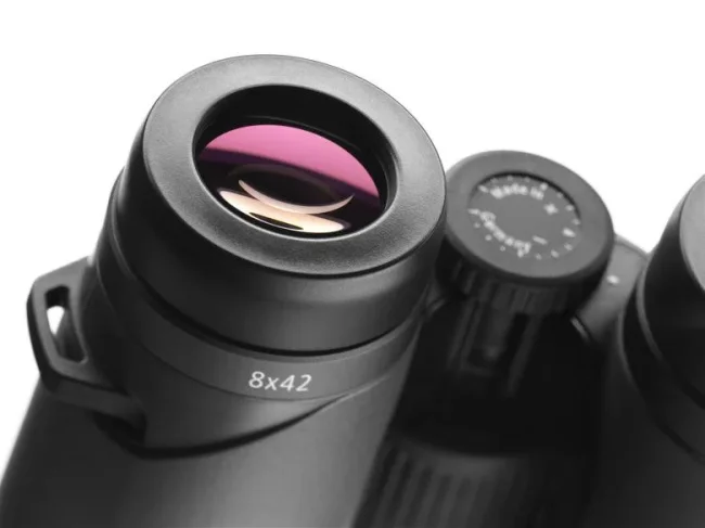 Бинокль Carl Zeiss Victory 8x42 SF Бинокль Carl Zeiss Victory 8x42 SF