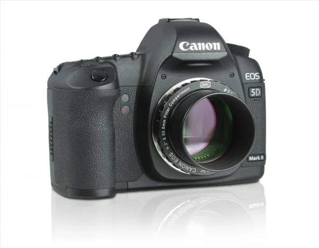 Фильтр Baader Planetarium H-Alpha 7nm с Т-адаптером для Canon EOS Фильтр Baader Planetarium H-Alpha 7nm с Т-адаптером для Canon EOS