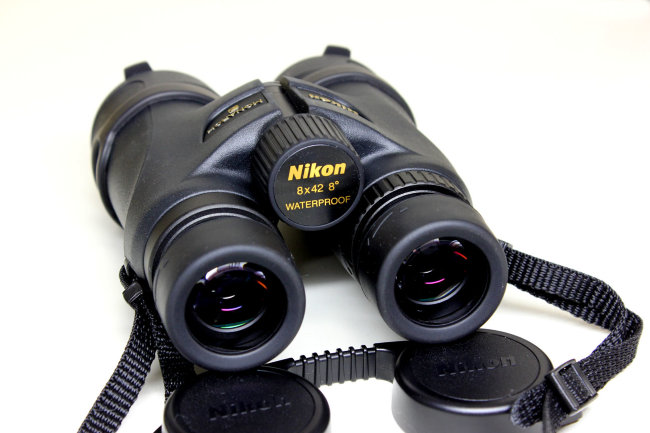 Бинокль Nikon Monarch 7 8x42 Бинокль Nikon Monarch 7 8x42