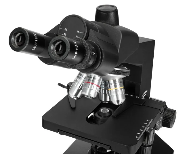 Микроскоп Levenhuk 890T, тринокулярный
