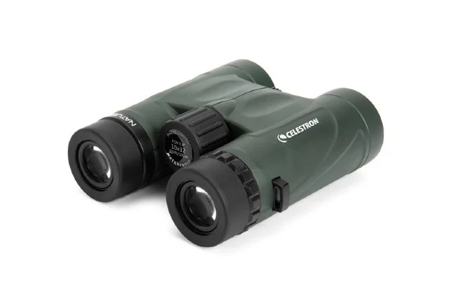 Бинокль Celestron Nature DX 10x32 Roof