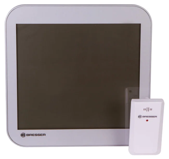 Часы настенные Bresser MyTime LCD, серебристые Часы настенные Bresser MyTime LCD, серебристые