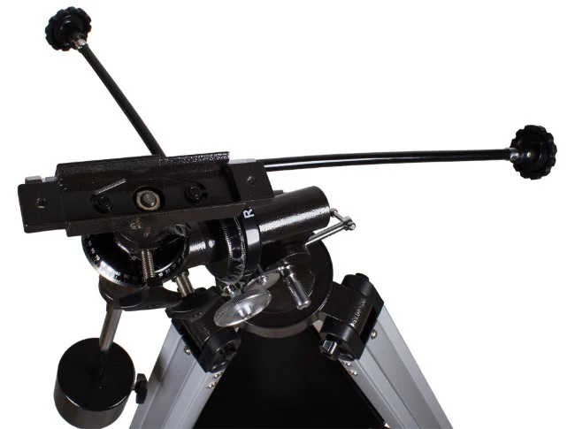 Монтировка Sky-Watcher EQ2 с алюминиевой треногой Монтировка Sky-Watcher EQ2 с алюминиевой треногой