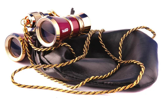 Бинокль театральный Veber Opera БГЦ 3x25 с цепочкой, красный/золотой
