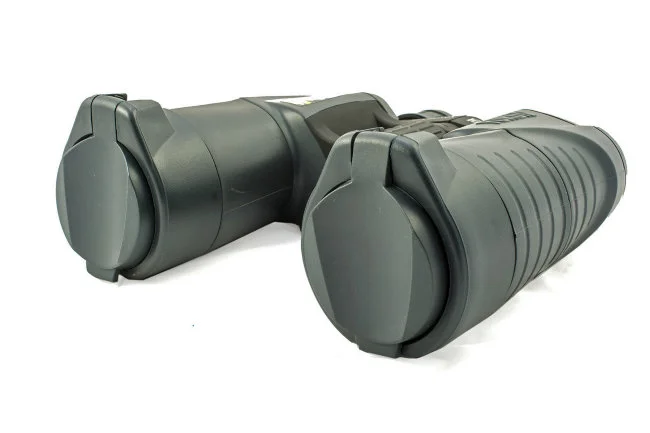 Бинокль призменный полевой Yukon 16x50