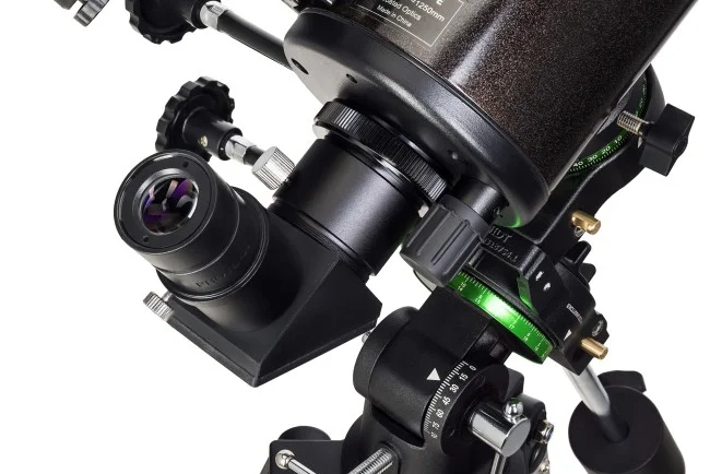 Телескоп Sky-Watcher MAK90 StarQuest EQ1, с коллимационными винтами