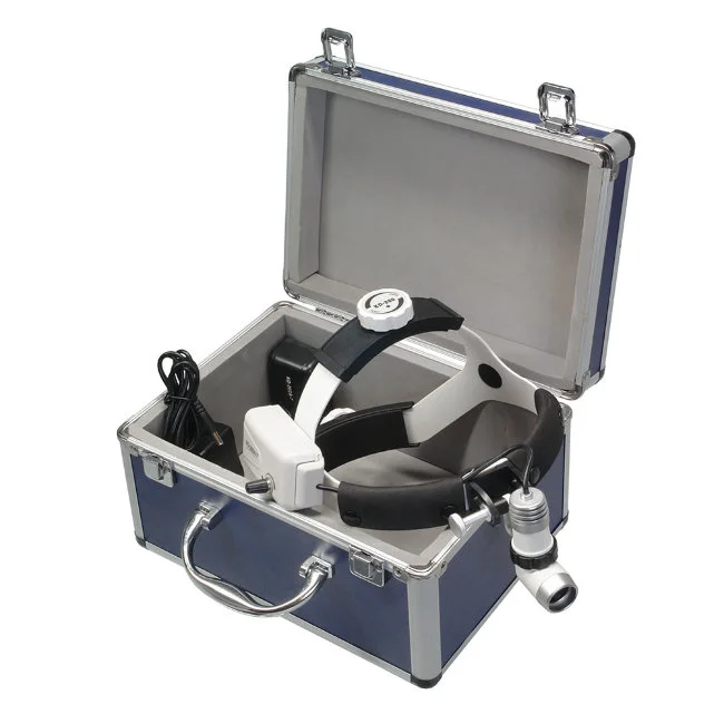 Головной осветитель Микромед KD202A-7