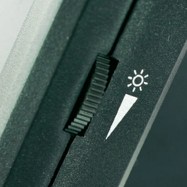 Цифровой микроскоп DigiMicro LCD Цифровой микроскоп DigiMicro LCD