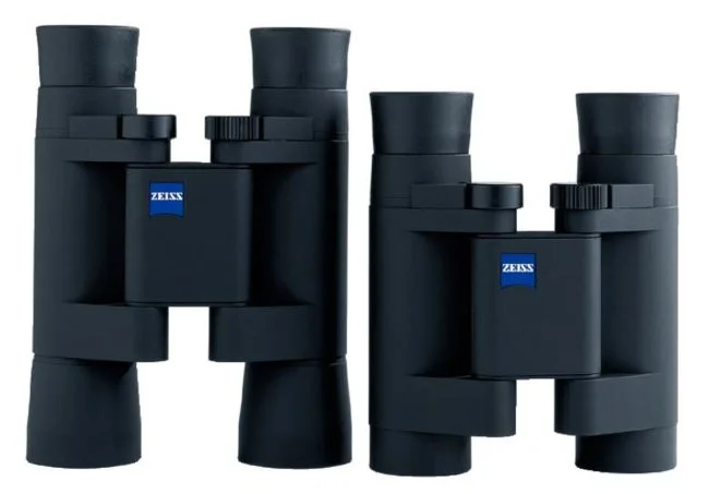 Бинокль Carl Zeiss 10x25 T* Conquest Compact