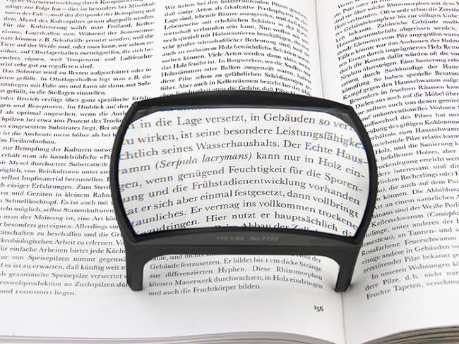 Лупа на подставке Veber 3x, 110x60 мм (7722)