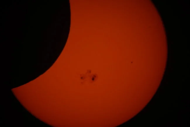 Солнечный фильтр Spectrum Telescope ST975G Солнечный фильтр Spectrum Telescope ST975G